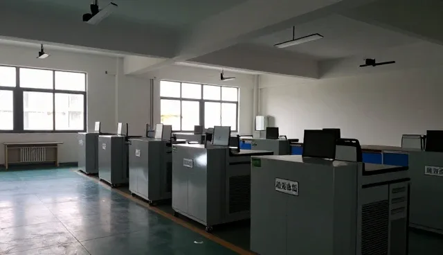 技术外包在企业发展中的性能表现与适用条件
